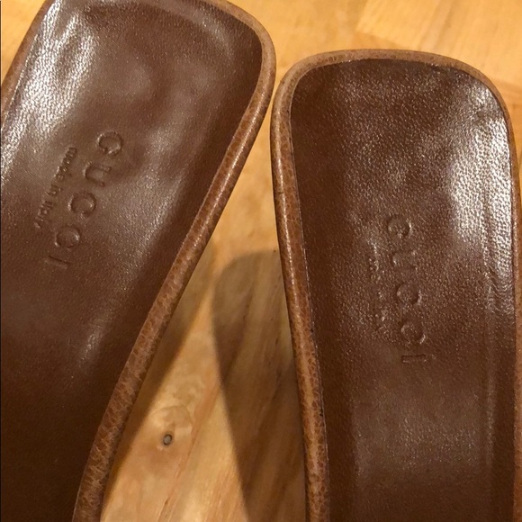 GUCCI Pointy Toe Mule - Picture 2 of 6